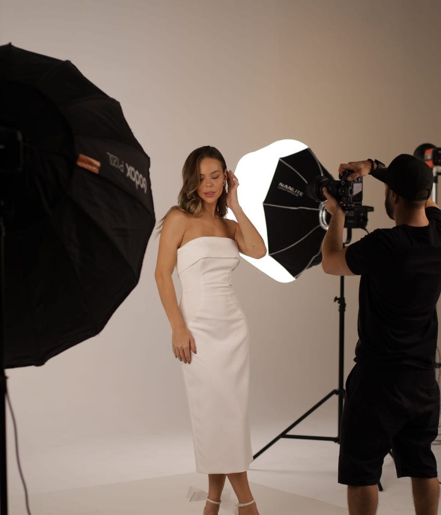 An actor model posing for the camera